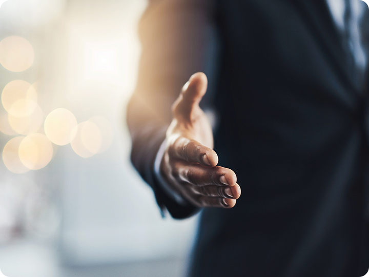 聯(lian)係(xi)我(wo)們